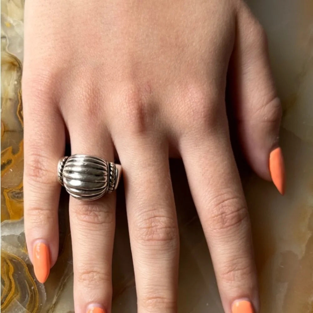 925 silver 14k yellow gold Elegant Silver Ring - Picture 2 of 13